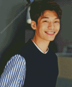 Wi Ha Joon Smiling Diamond Painting